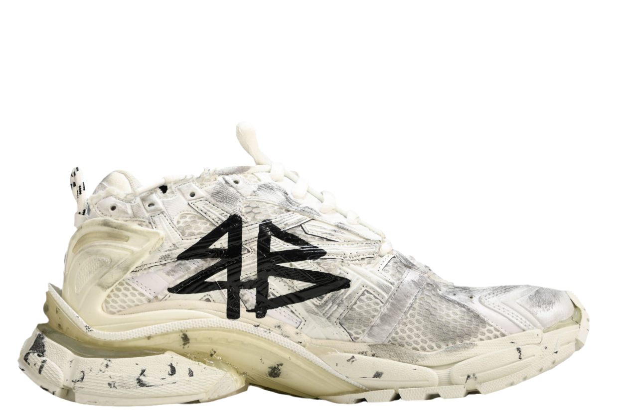 B shoes graffiti