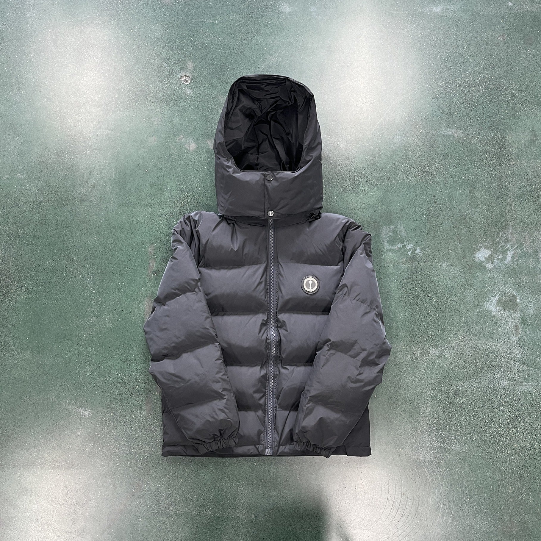 Trapstar Puffer Jacket Warm Stylish Outerwear for Men - Winter Essential