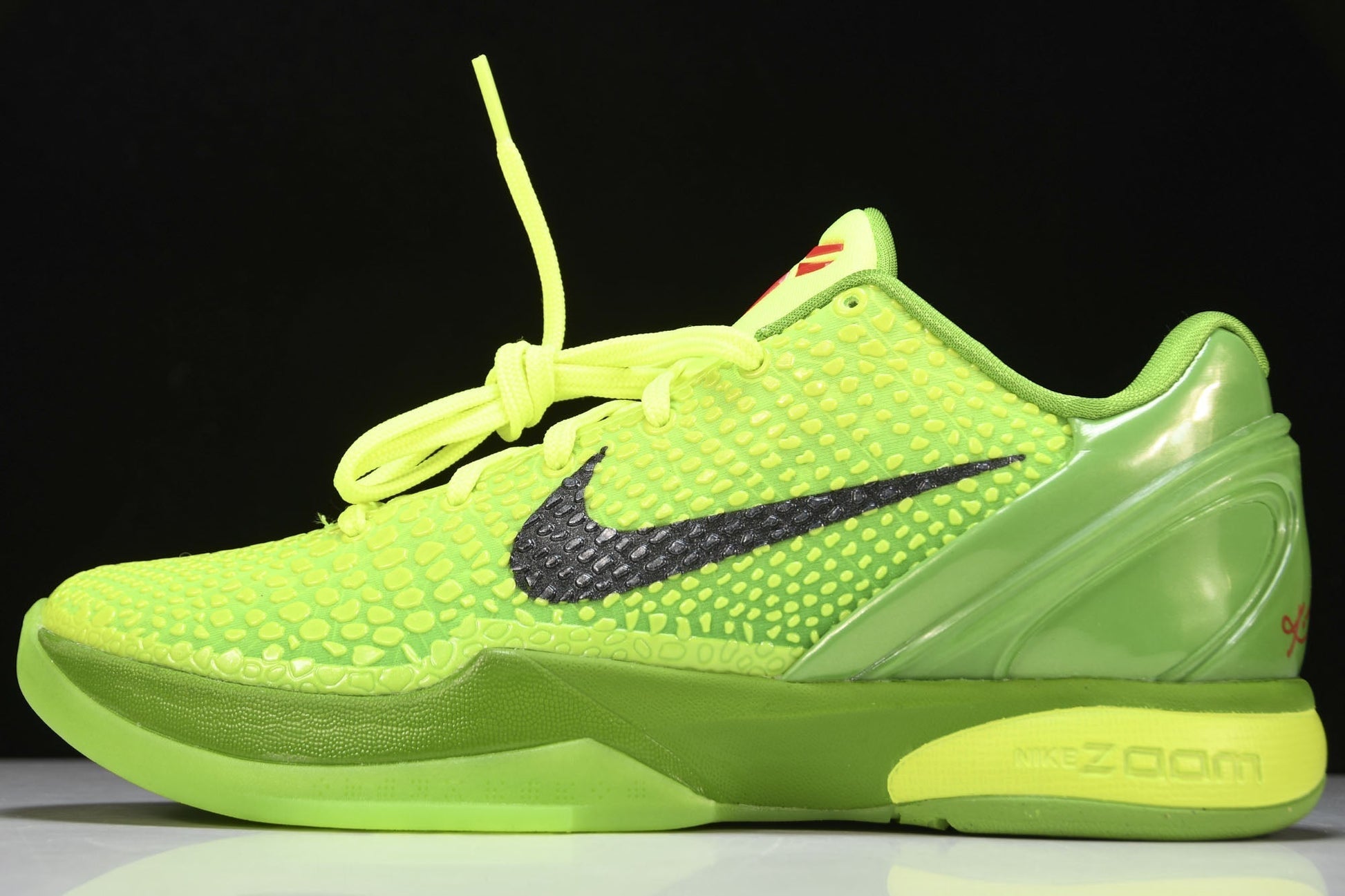 Nike Kobe 6 Protro Grinch: Elite Performance Basketball Shoes